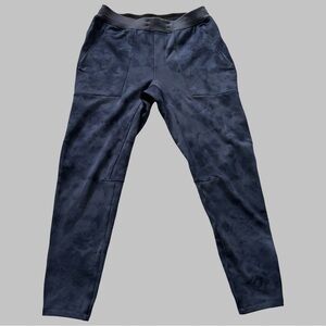Lululemon Textured Tech Joggers Pants Diamond Dye Iron True Navy